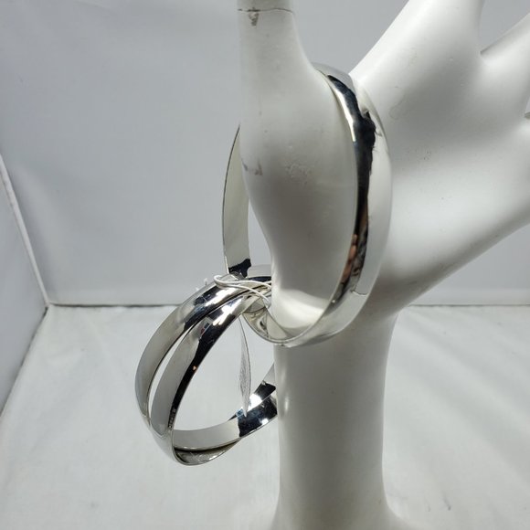 New York & Company silver trinity 3pc bangle bracelet set - Picture 6 of 7